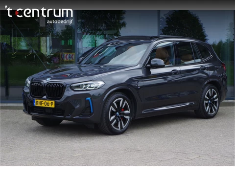 BMW iX3 High Executive 80 kWh 286 PK, SOH 100 %, Panoramadak, Leder, Driving. Ass. Prof, Camera,