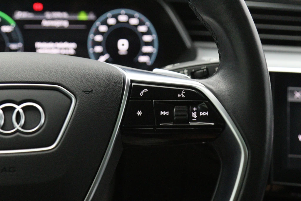 Audi e-tron – foto 36