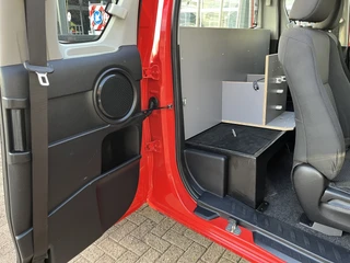 Toyota Hilux – thumbnail 27