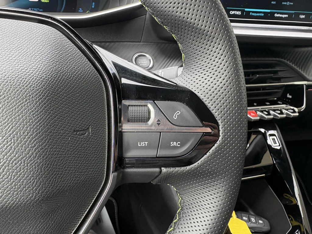 Peugeot e-208 – foto 26