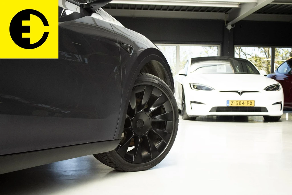 Tesla Model Y – foto 29