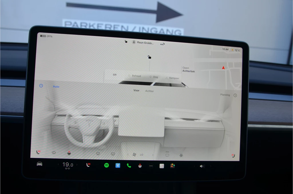 Tesla Model Y – foto 16