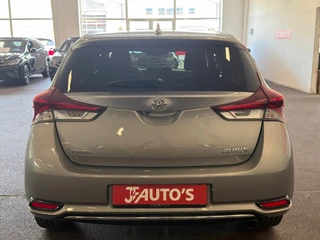 Toyota Auris – thumbnail 4