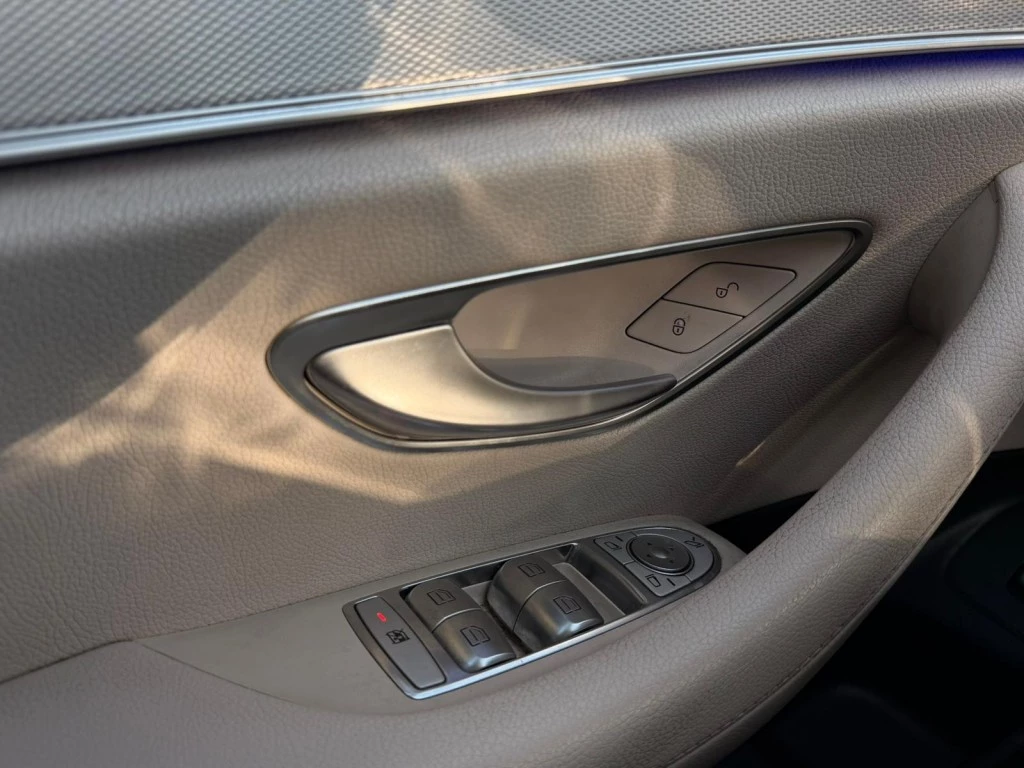 Mercedes-Benz E-Klasse – foto 20