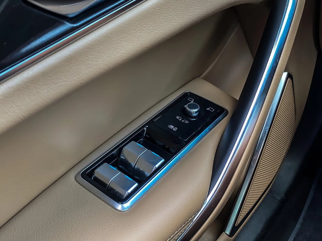 Jaguar F-PACE – foto 51