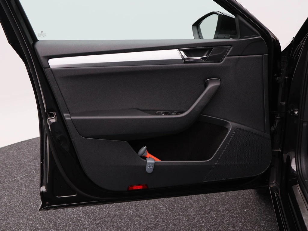 Škoda Superb – foto 15