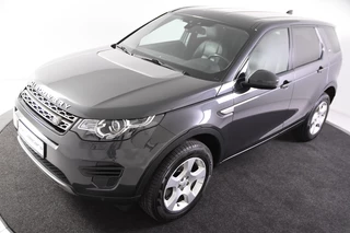 Land Rover Discovery Sport – thumbnail 2