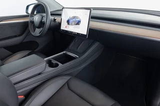 Tesla Model Y – thumbnail 8