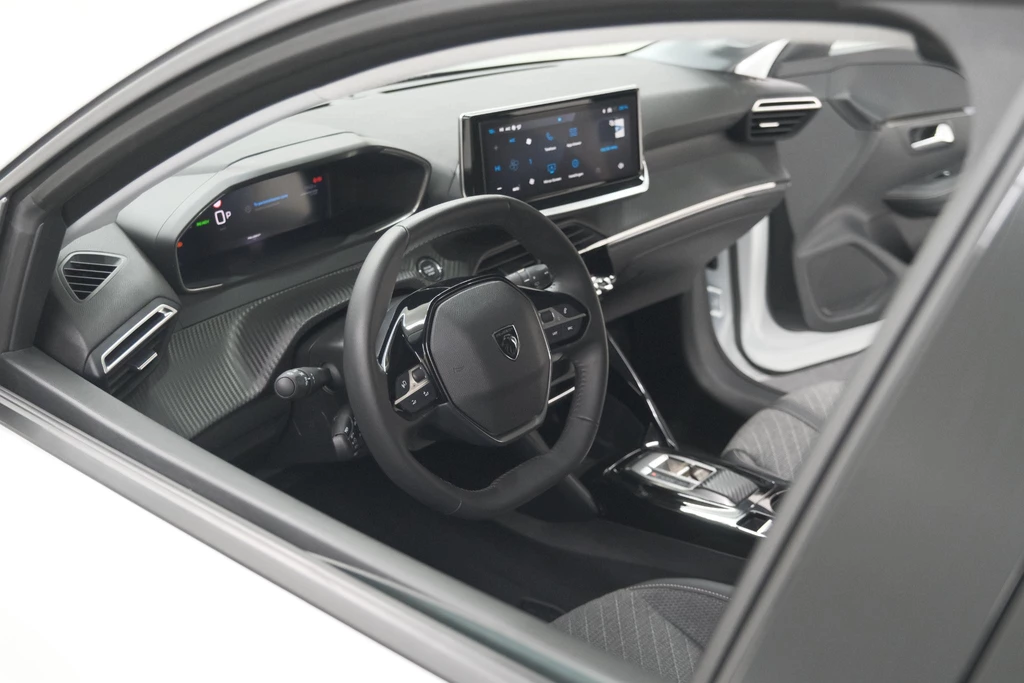 Peugeot e-208 – foto 19