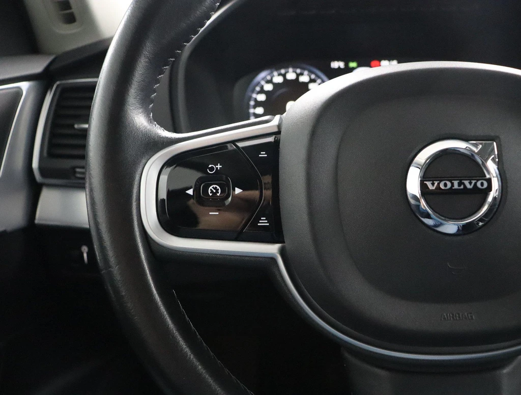 Volvo XC90 – foto 18