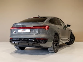 Audi Q8 Sportback e-tron – thumbnail 4