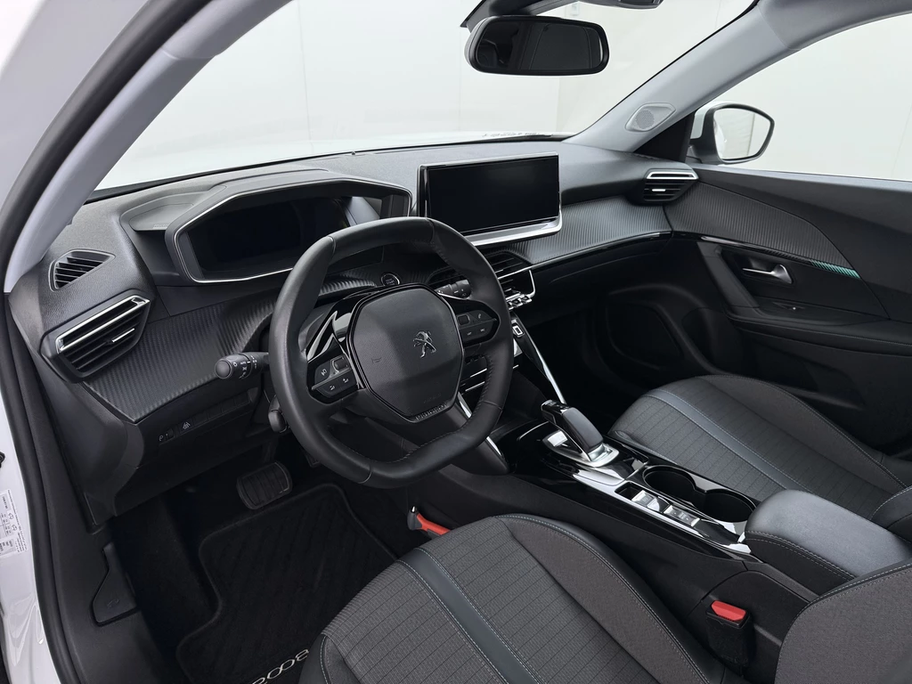 Peugeot e-2008 – foto 14