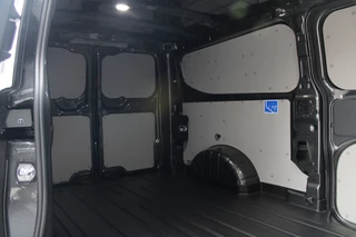 Ford E-Transit Custom – thumbnail 12