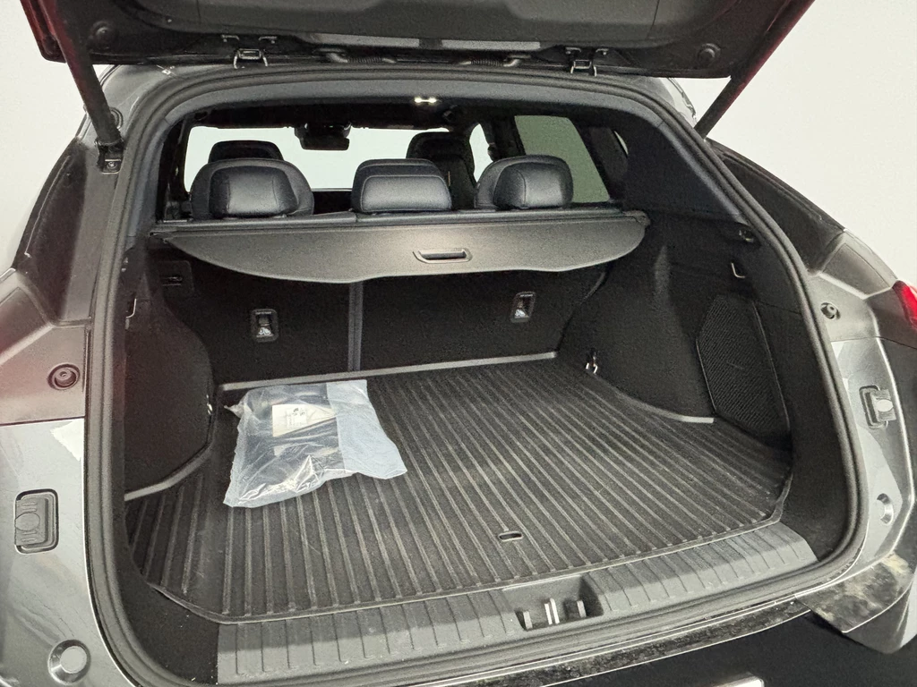 Lynk & Co 08 – foto 36