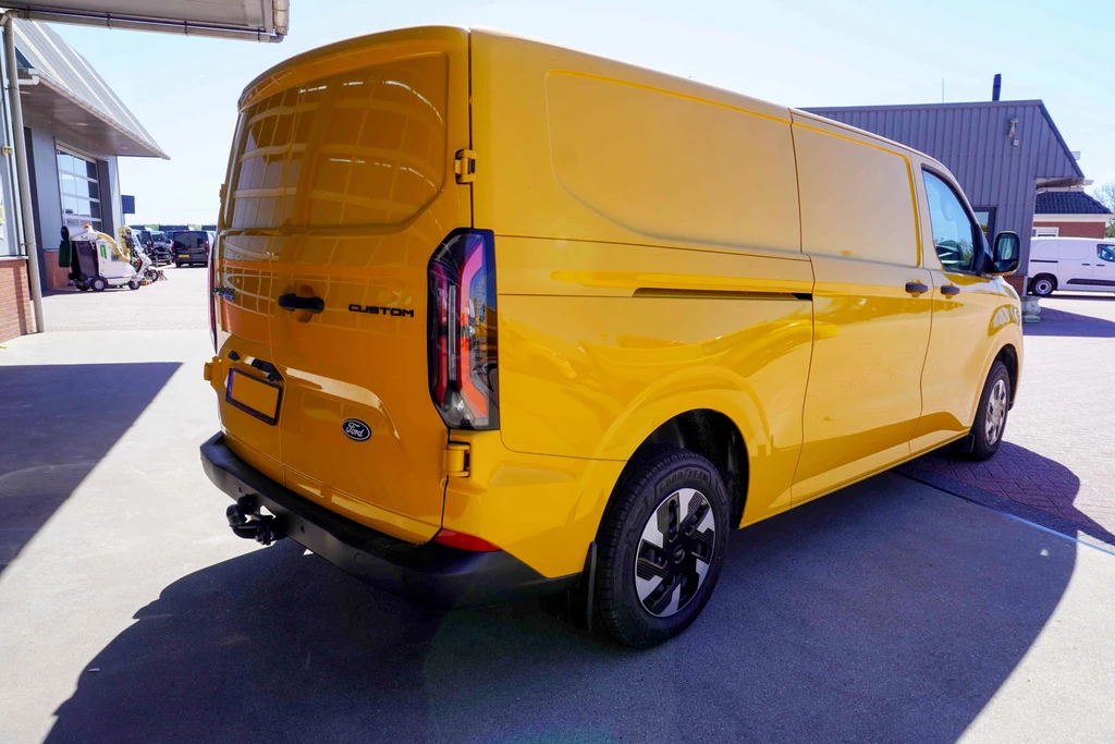 Ford E-Transit – foto 5