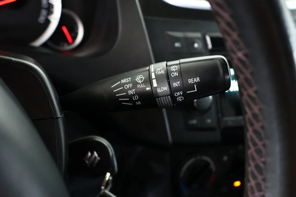Suzuki Swift – foto 22