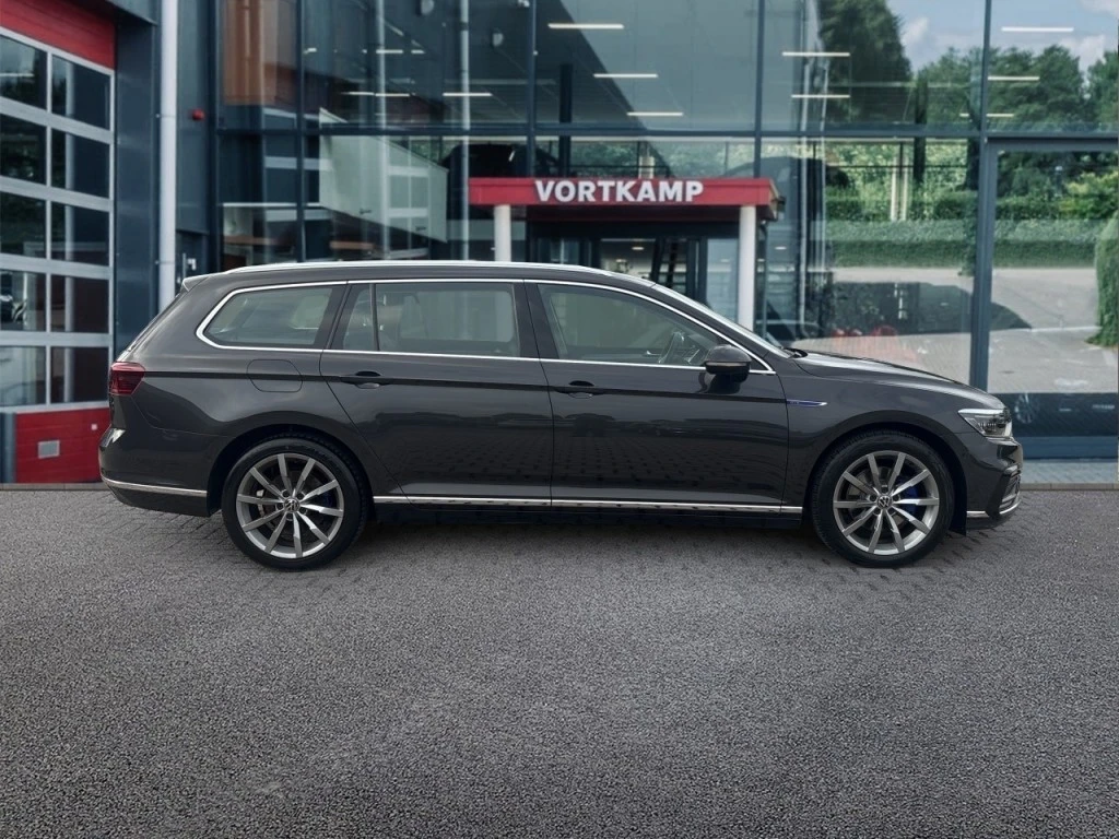 Volkswagen Passat – foto 6