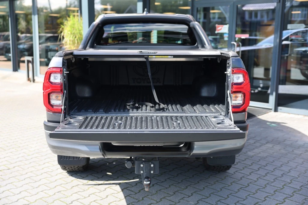 Toyota Hilux – foto 5