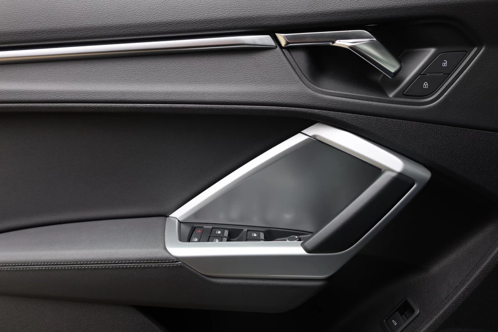 Audi Q3 – foto 11