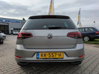 Volkswagen Golf – thumbnail 4