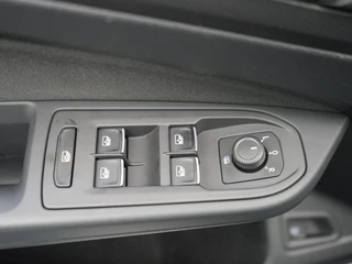 Volkswagen Golf – thumbnail 44