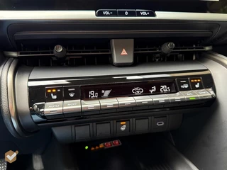 Toyota C-HR – thumbnail 40