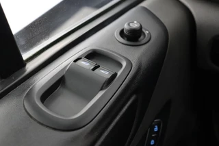 Ford Transit Custom – thumbnail 16