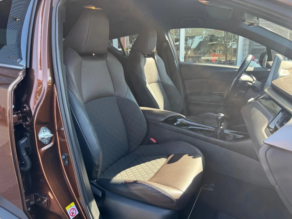Toyota C-HR – foto 17