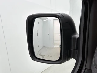 Renault Trafic – thumbnail 23