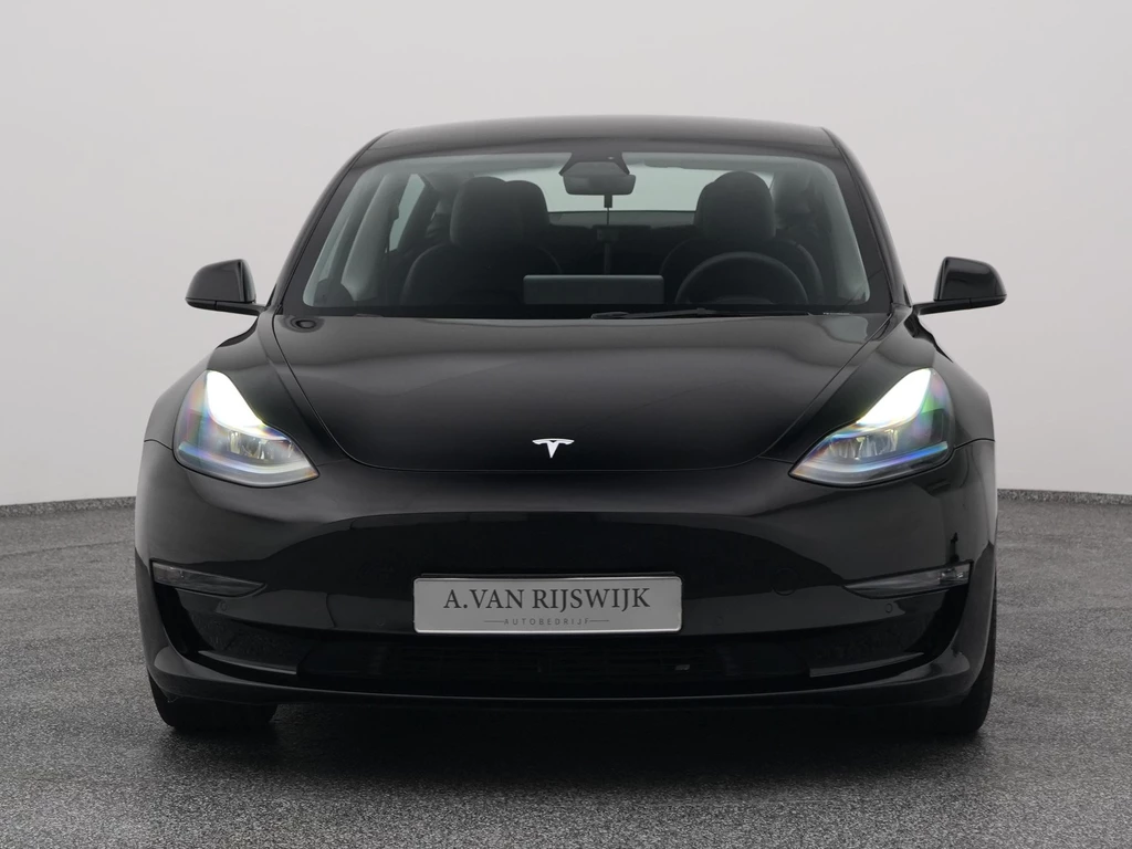 Tesla Model 3 – foto 15