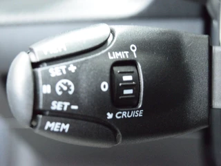 Peugeot 208 – thumbnail 21