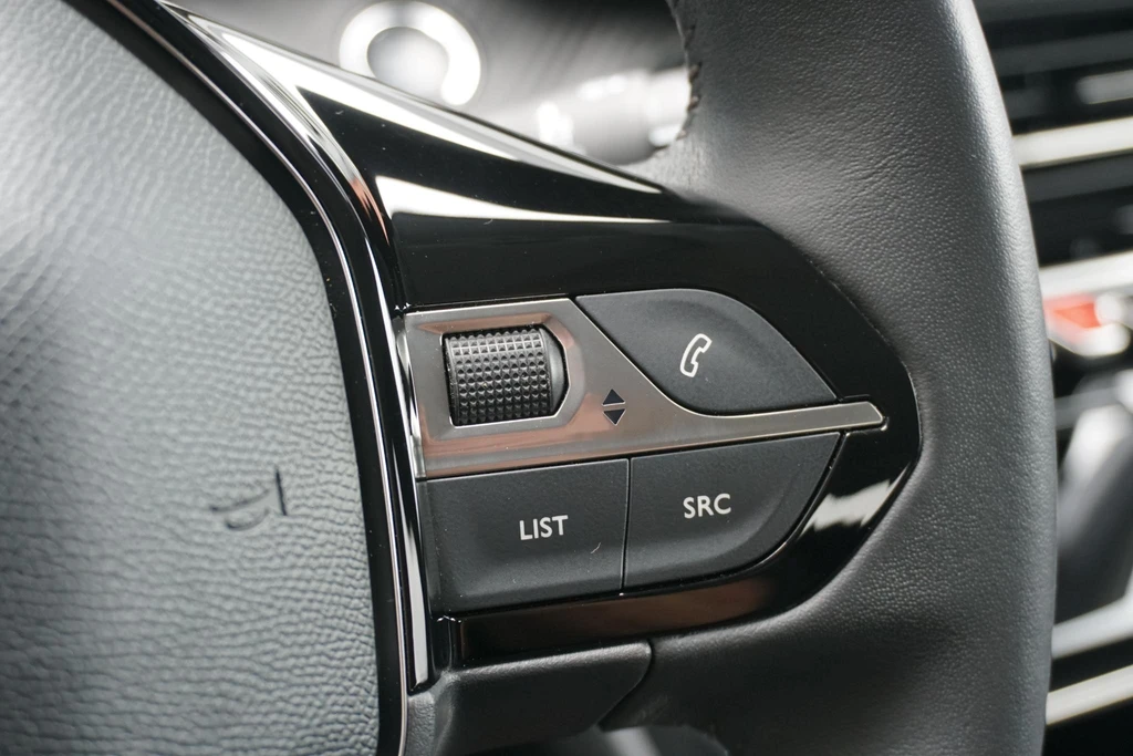 Peugeot 208 – foto 31