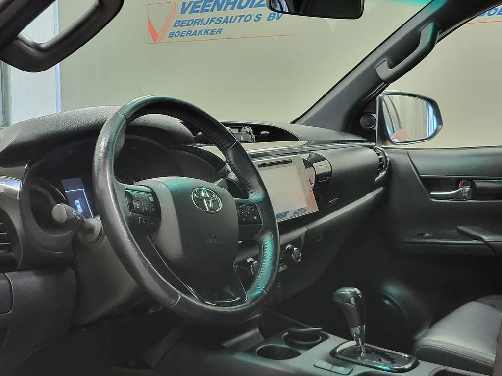 Toyota Hilux – foto 5