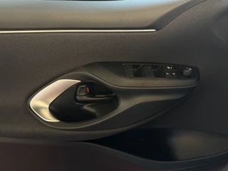 Toyota Yaris – thumbnail 29