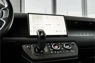 Land Rover Defender – thumbnail 17