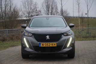Peugeot 2008 – thumbnail 8