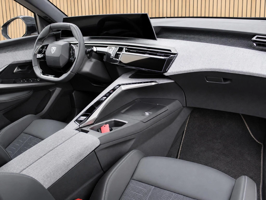 Peugeot e-3008 – foto 10
