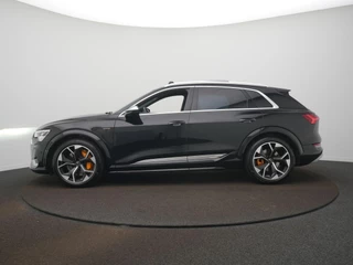 Audi e-tron – thumbnail 3