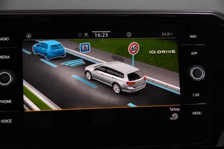Volkswagen Passat – thumbnail 22