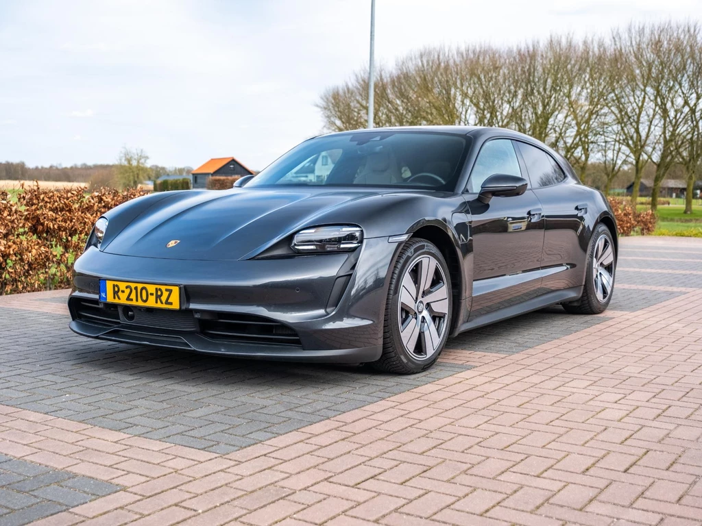 Porsche Taycan – foto 4