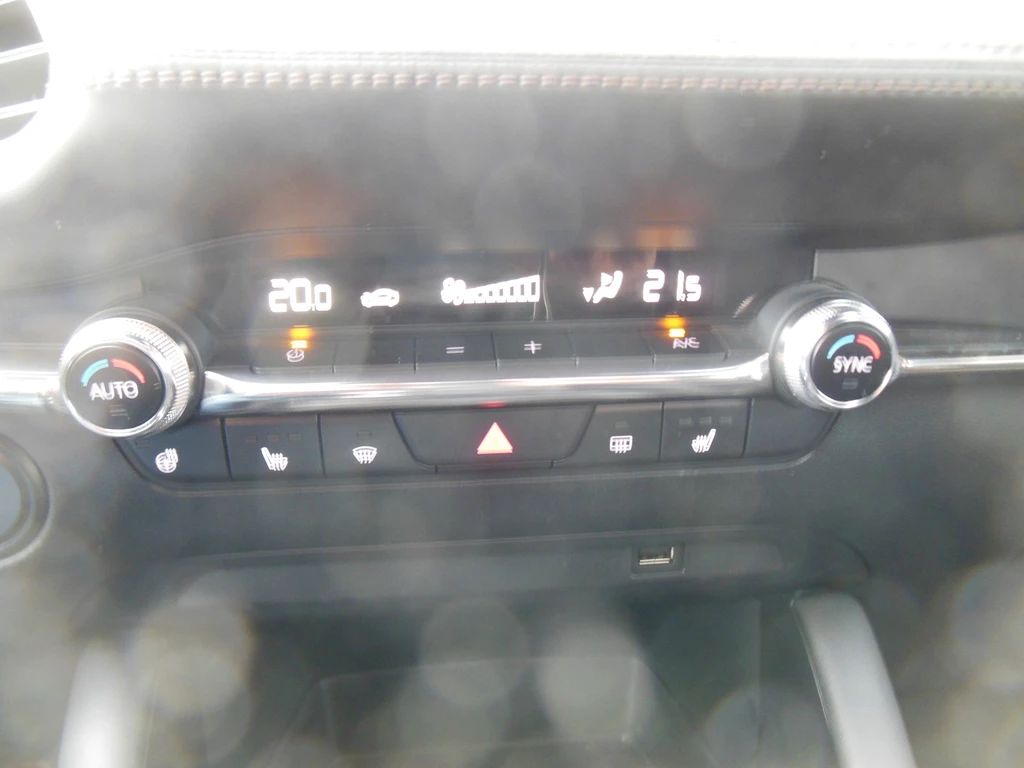 Mazda 3 – foto 18