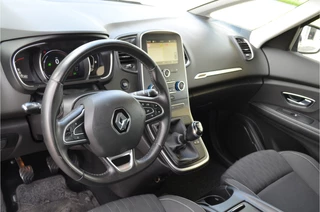 Renault Grand Scénic – thumbnail 11