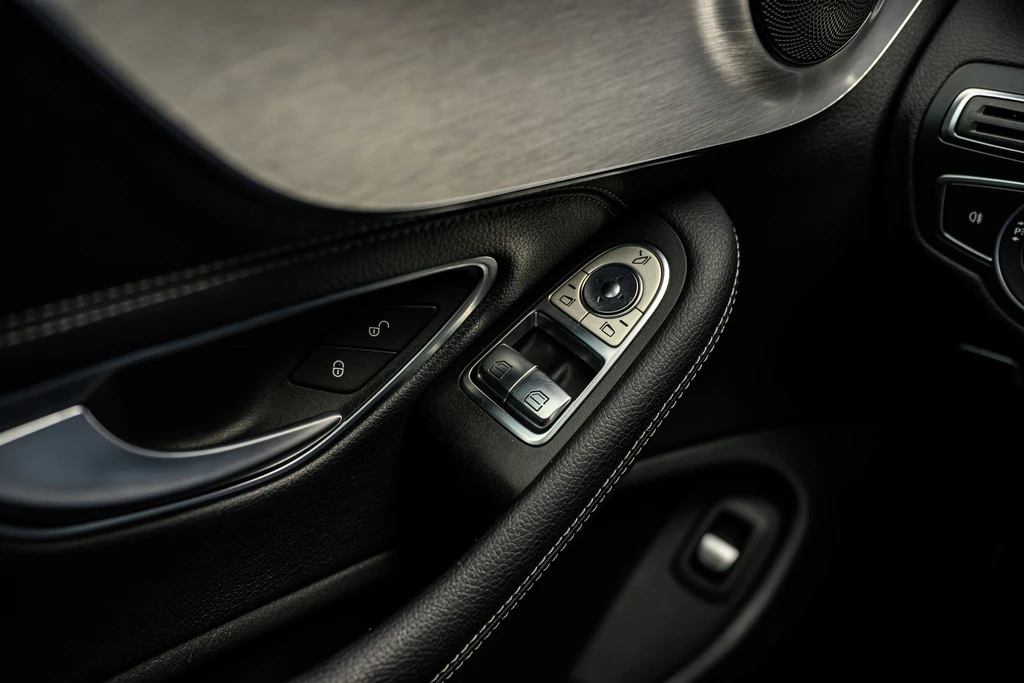 Mercedes-Benz C-Klasse – foto 25