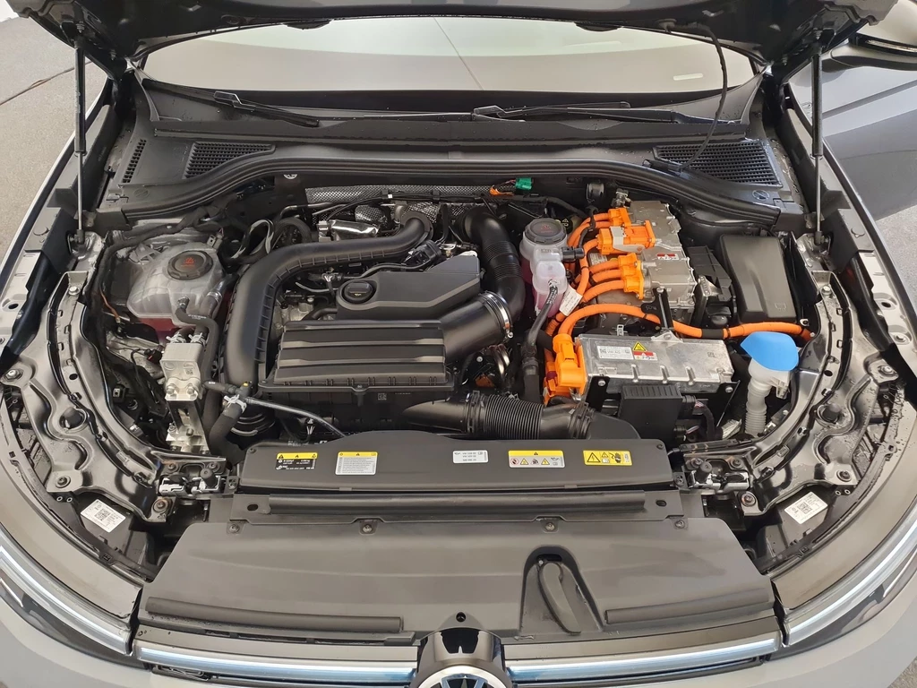 Volkswagen Passat – foto 30