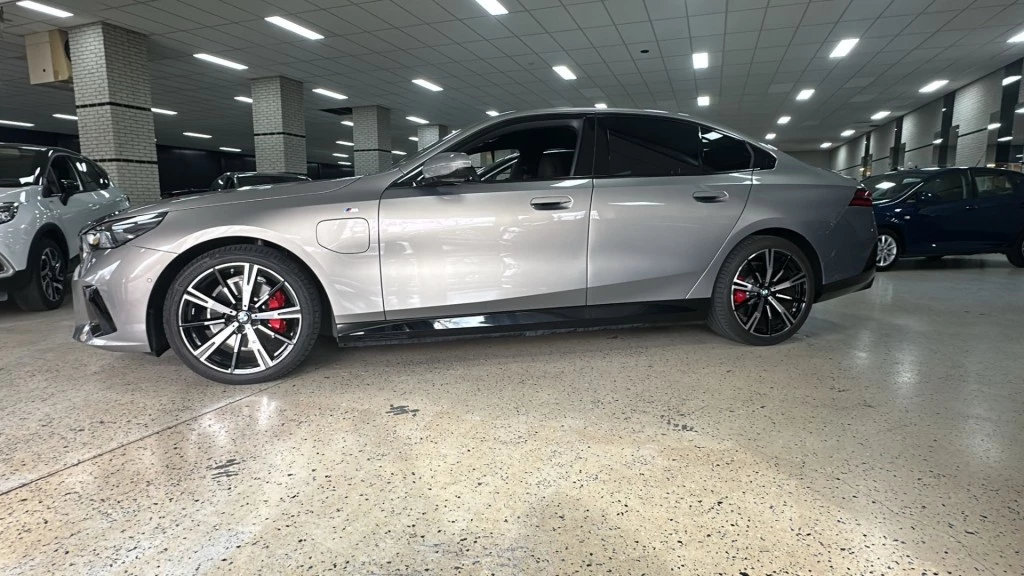 BMW 5 Serie – foto 4