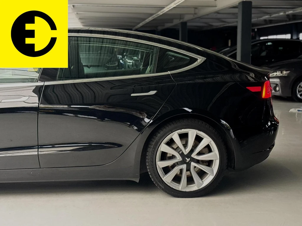 Tesla Model 3 – foto 4