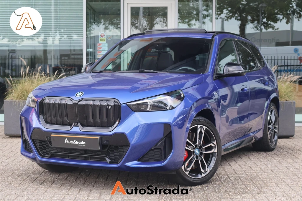 BMW iX1 – foto 1