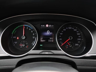 Volkswagen Passat – thumbnail 22