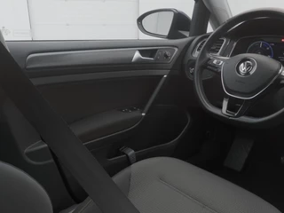 Volkswagen e-Golf – thumbnail 27