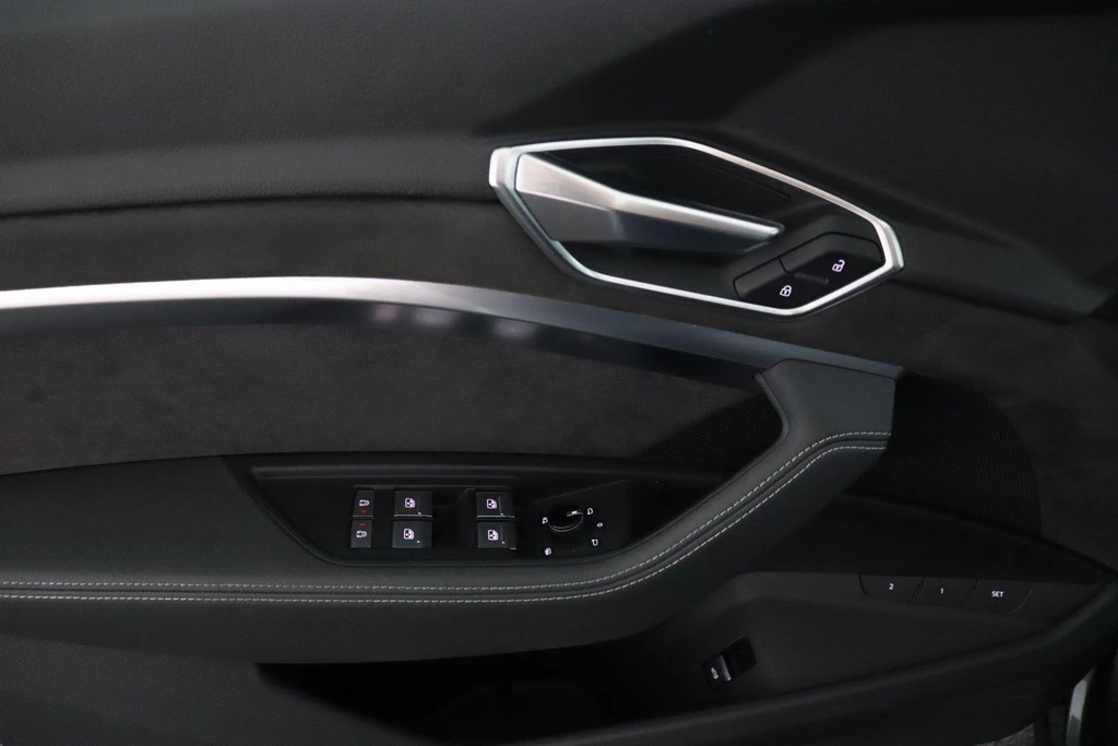 Audi e-tron – foto 25